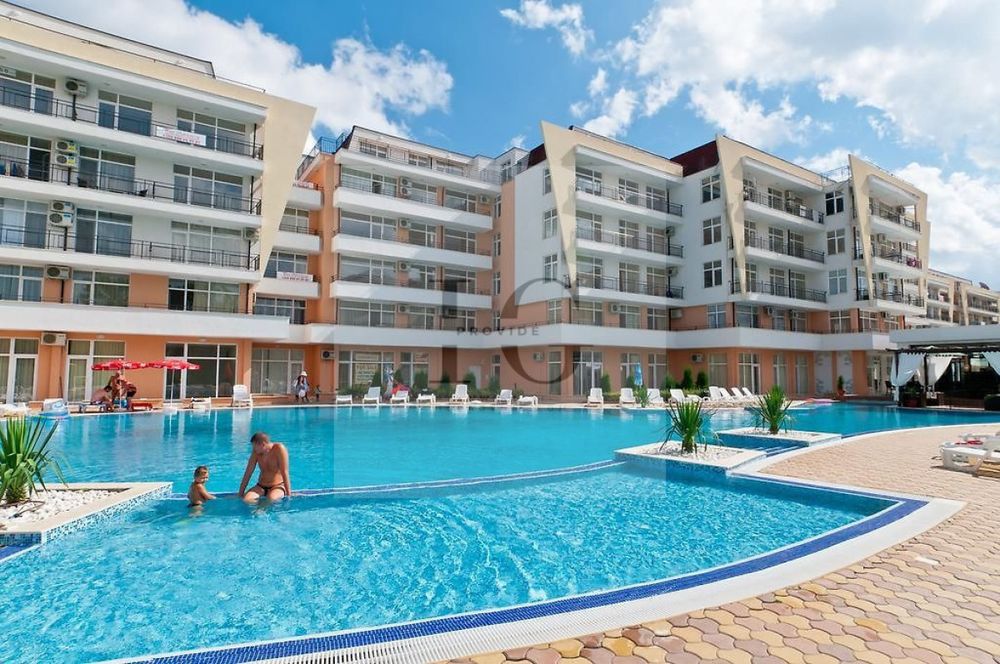 Продава се Двустаен апартамент в к.к. Слънчев бряг - 66 кв.м за 985 €/кв.м - Снимка #16
