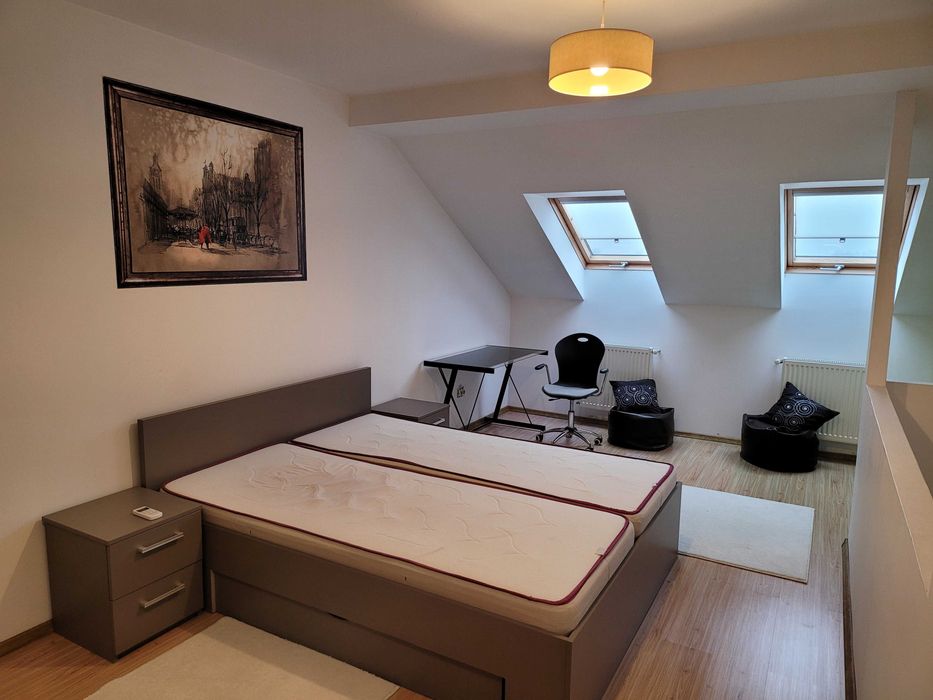 De inchiriat Apartament cu 2 camere lângă UMF și Spital ( 7 noiembrie)