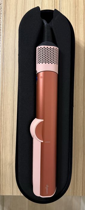 Выпрямитель для волос Dyson Airstrait HT01