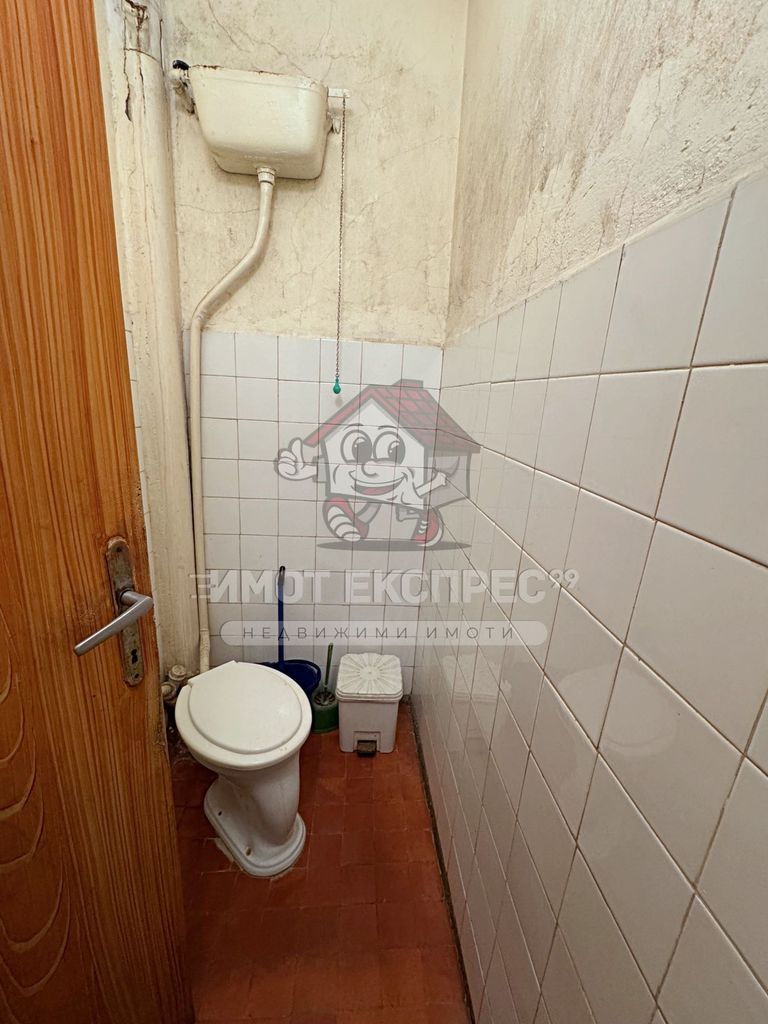 Дава се под наем Двустаен апартамент в Асеновград - 60 кв.м за 153 € - Снимка #8