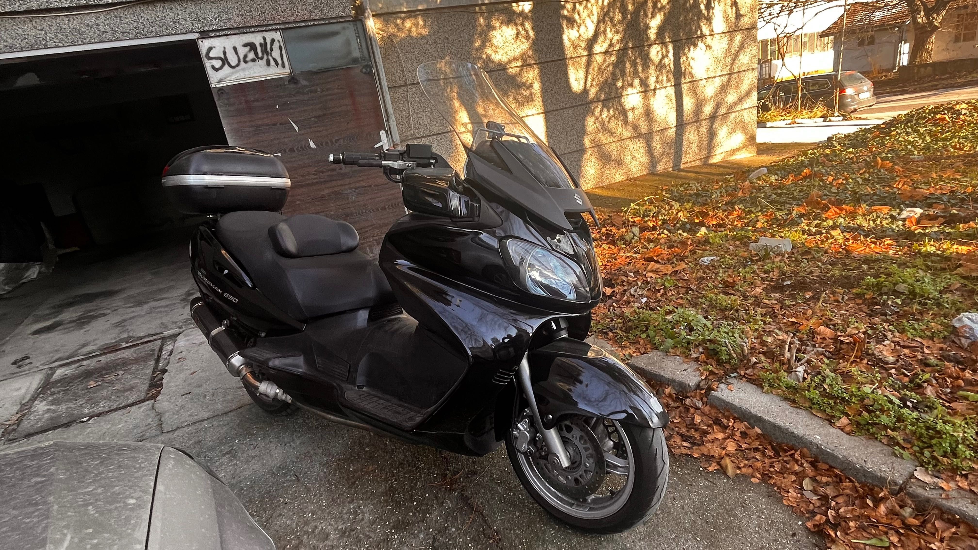 Suzuki Burgman 650