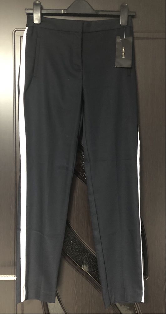 Pantaloni zara marime m pantaloni noi zara M pantaloni zara marime m