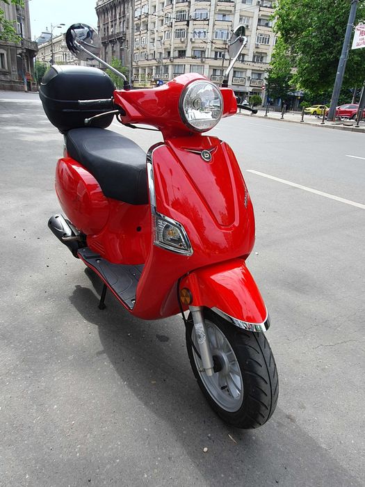 Scuter Auto, moto și ambarcațiuni