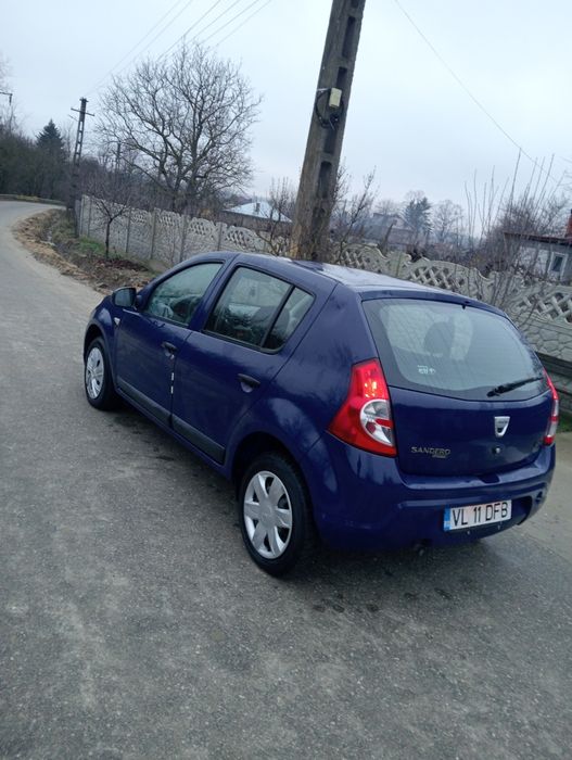 Vând Dacia Sandero