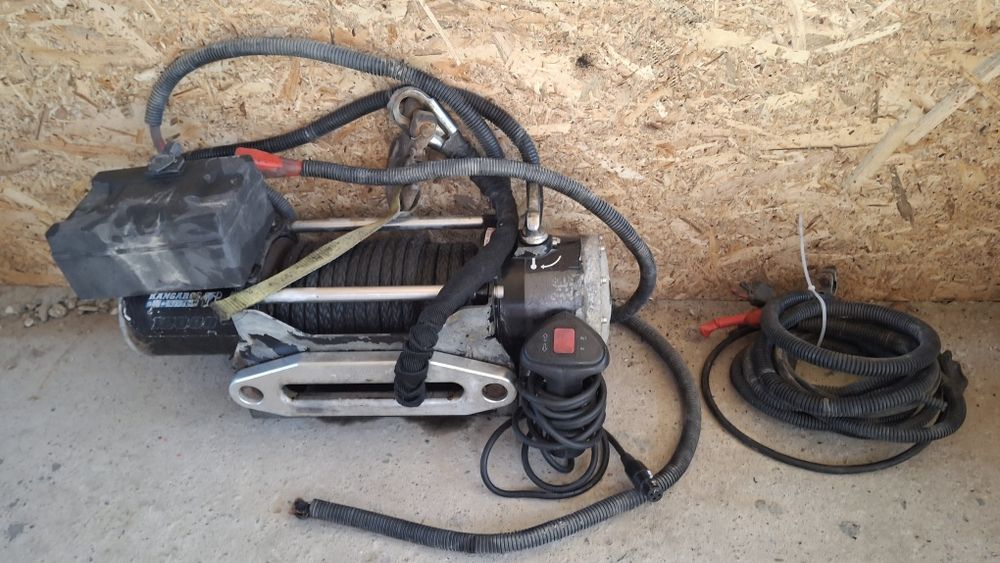 Capestan  troliu 12000btu