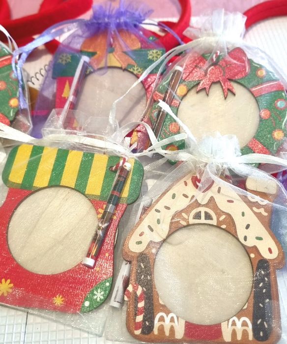 Коледни рамки за снимки за украса