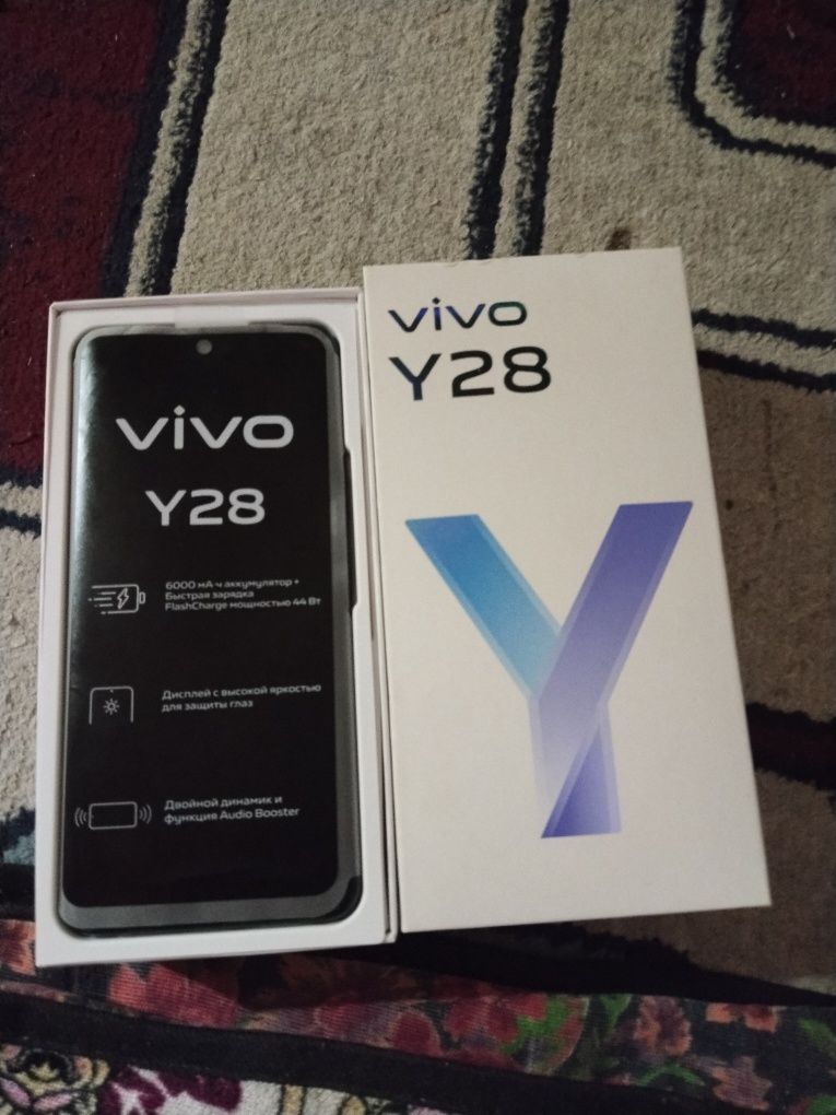 Продам телефон vivo Y 28