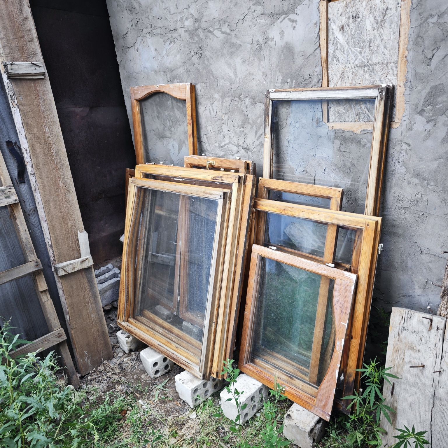 Продам окна б/у разных размеров