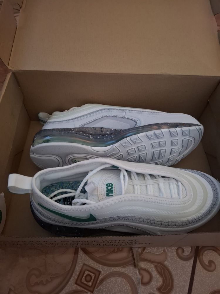 Adidasi nike air max terrascape 97 marimea 40