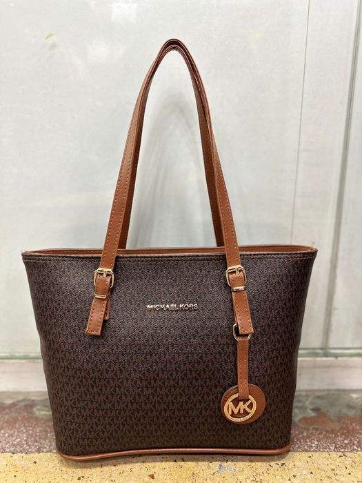 Genți damă diferite modele