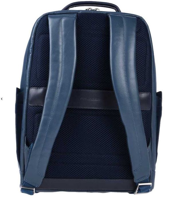 Продается новый кожаный рюкзак Piquadro