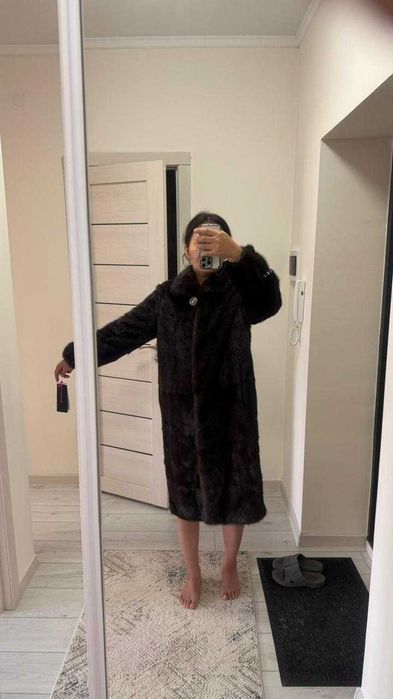 Продам новую норковую шубу