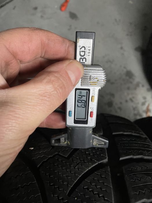 Anv M+S 235/55/17 Goodyear/Platin