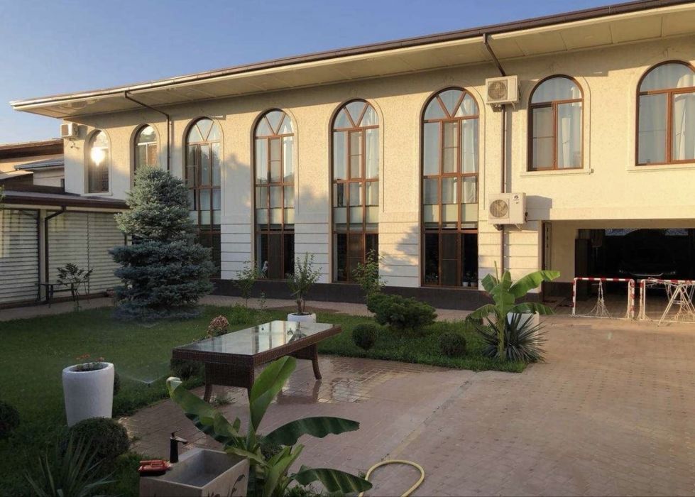 Продается участок 12 соток/12 комнат Юнусабадский район