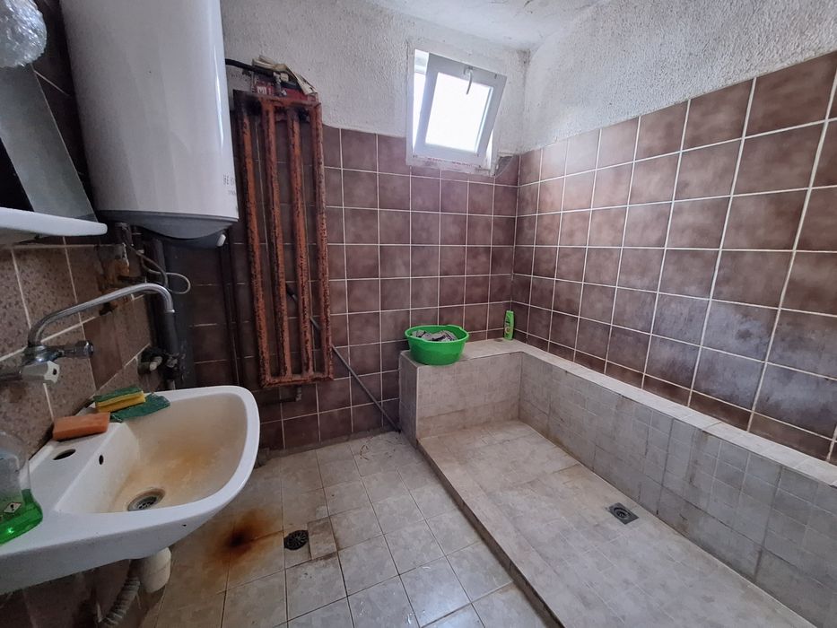 Обзаведена стая кв Хладилника до мол Парадайс и метро станция Витоша