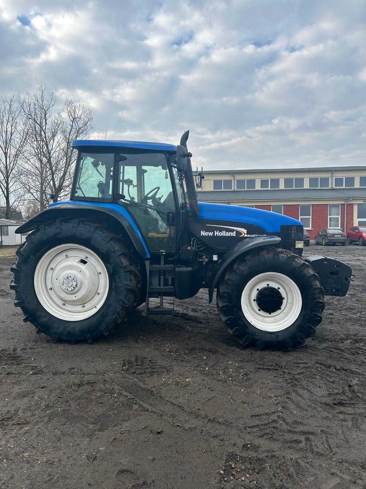 Tractor New Holland  TM190