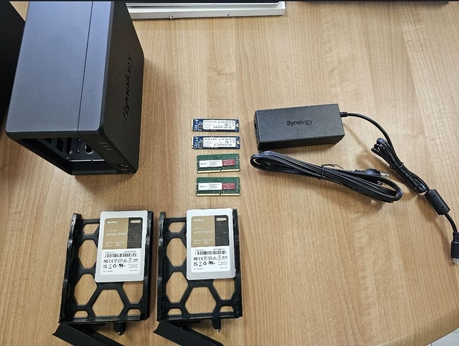 Сетевая система хранения данных Synology DS723+, 10Gb NIC, 32GB RAM +