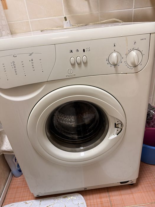 Продам старенькую стиральную машинку