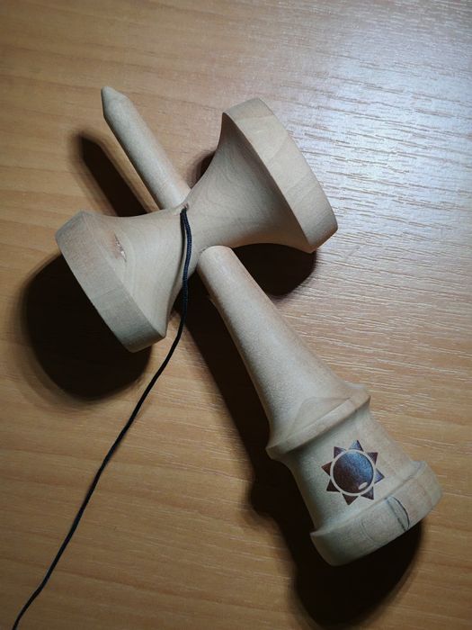 Sol kendama (doar kenul)