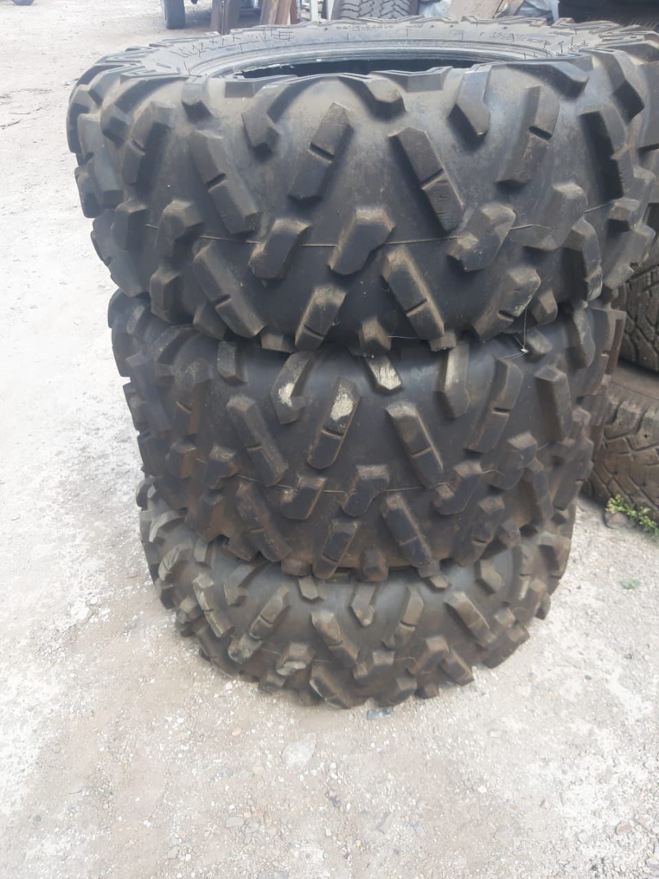 Шины  225 / 75 R 14