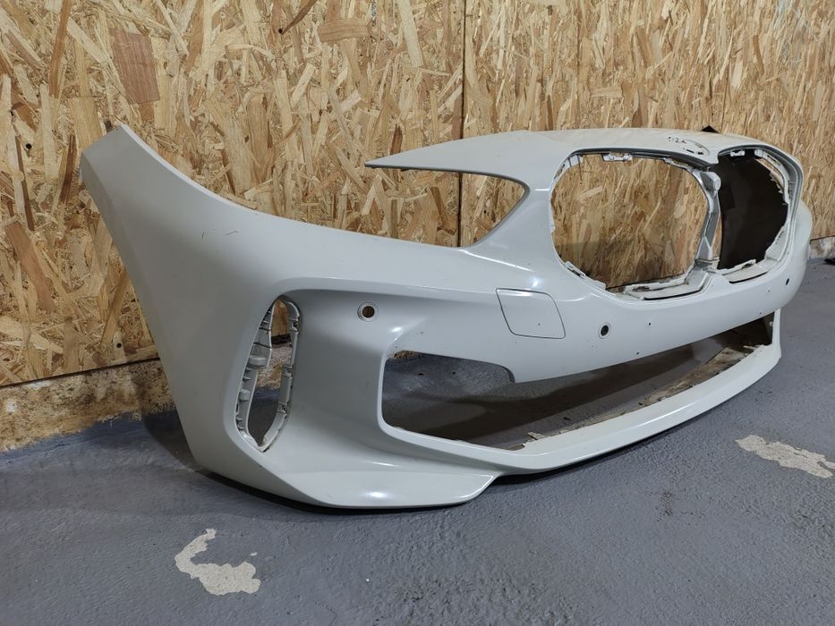 Bara fata BMW seria 1 F40 M-sport an 2019-2023