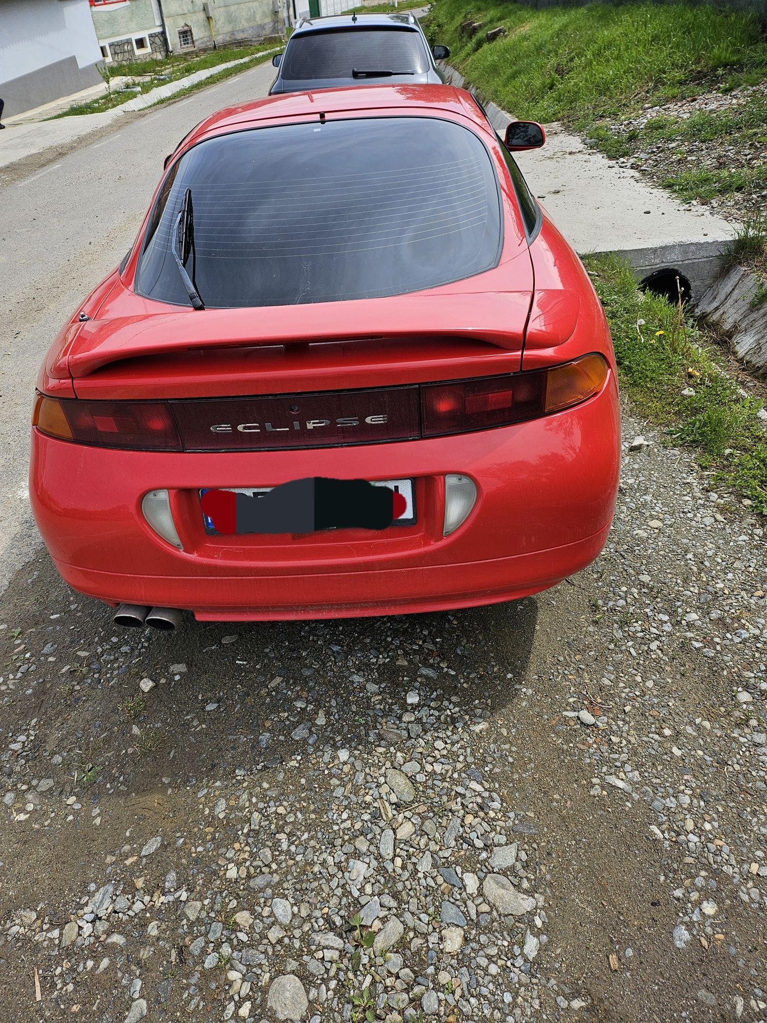 Vând.Mitsubishi ECLIPSE Mașina merge foarte bine