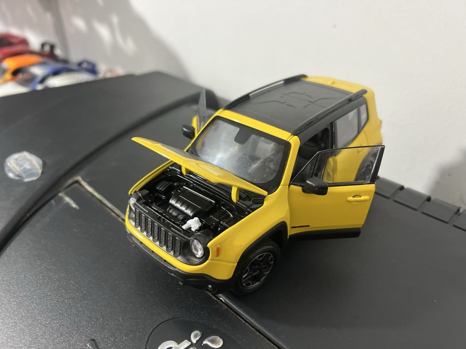 Macheta Jeep Renegate 1/24