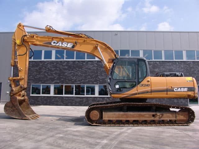 Dezmembram excavator case cx240 ult-011593