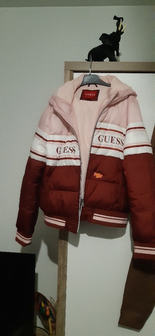 Vind geaca Guess mar M