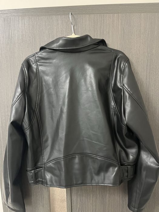 Дамско яке от еко кожа Reserved