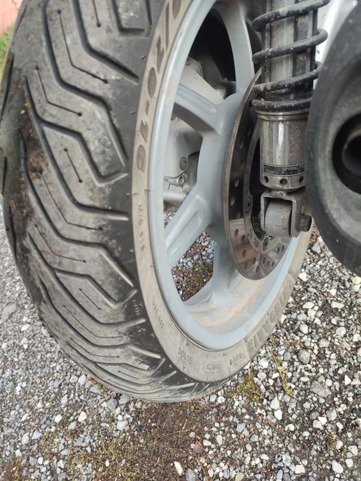 Скутер ХОНДА SH300i. 2600лв.