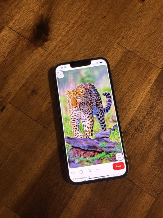 Iphone 13 в много добро състояние