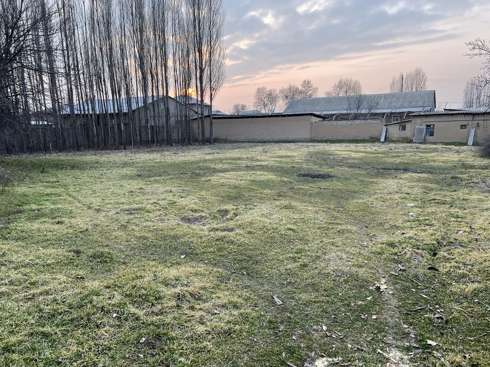 Yer sotiladi Erkin postdan 9 km yurganda M39 yolida 50 metr