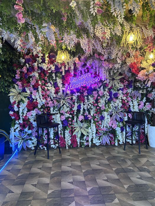 Озеление интерьера, искусственные деревья