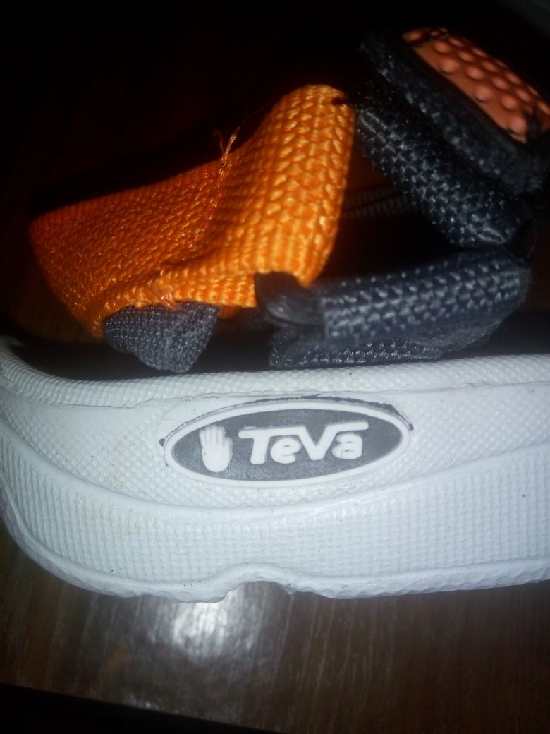 Сандали  фирмы TEVA (оригинал)США
