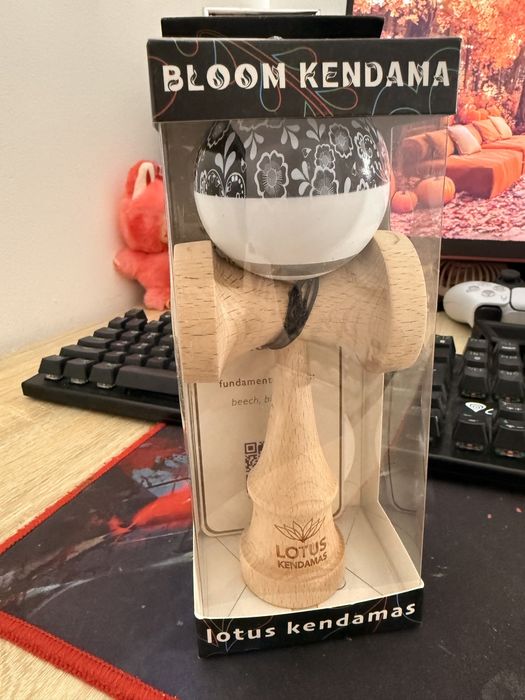 Kendama lotus antiskid