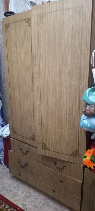 Отдам шкаф на дрова