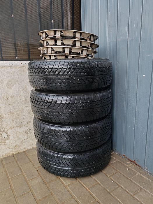 Vând set jantă OȚEL cu anvelope iarnă Opel Astra J 2L Dizel