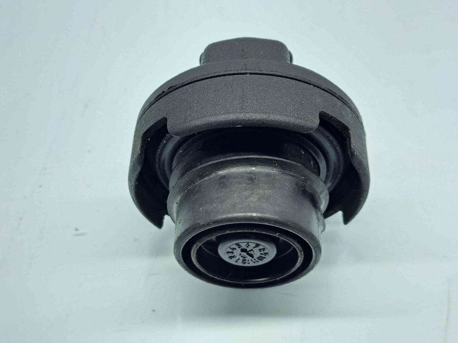 Capac rezervor Volkswagen Touareg (7LA, 7L6) [Fabr 2003-2010] LR7M / 7