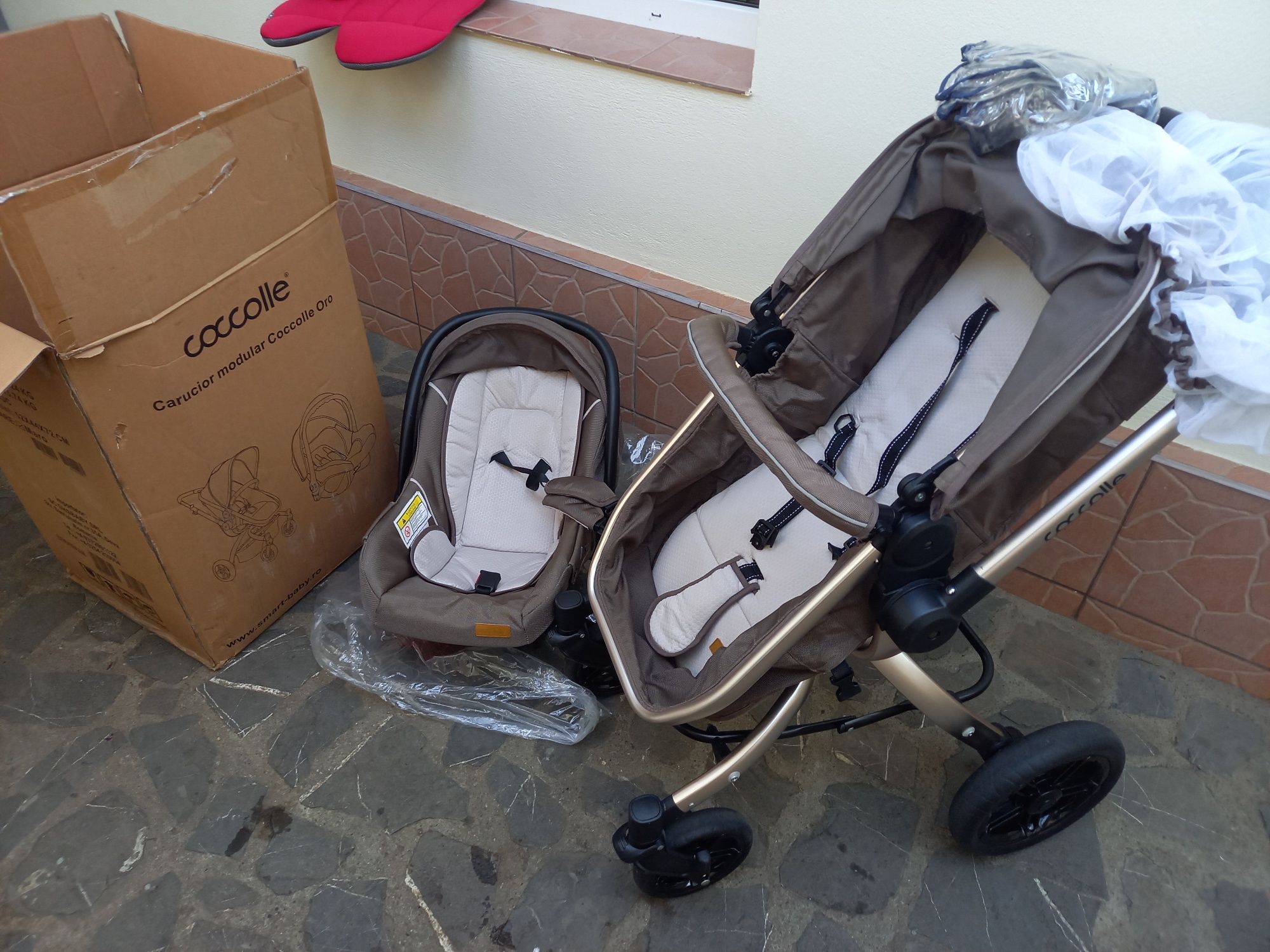 Carucior 3in1  coccole oro, impecabil