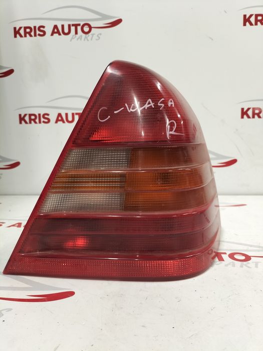 Десен стоп Mercedes C class w202 / Мерцедес Ц класа 1997г.