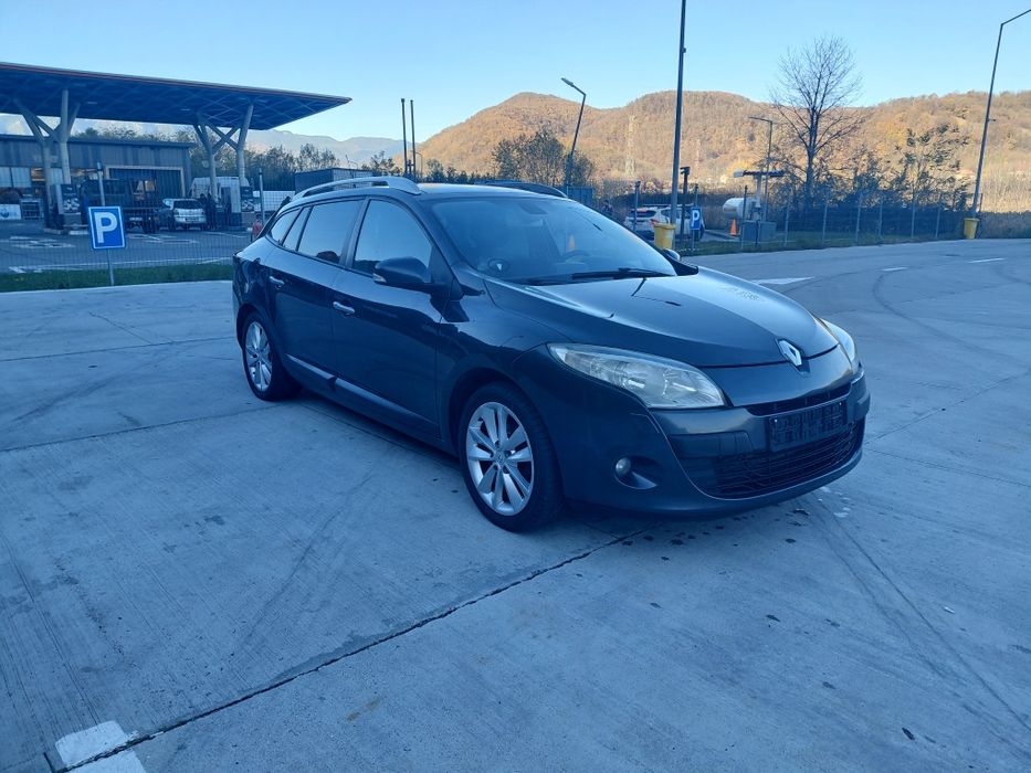 Renault megane 1,9 diesel an 2010 euro 5 Navigație/Panoramic/Senzori /