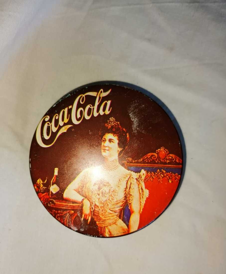 Кока Кола/Coca Cola артикули-чаши,кутии,кенчета,алуминиеви бутилки