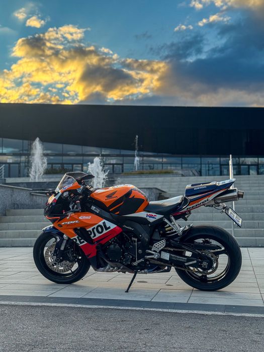 Honda cbr 1000 rr