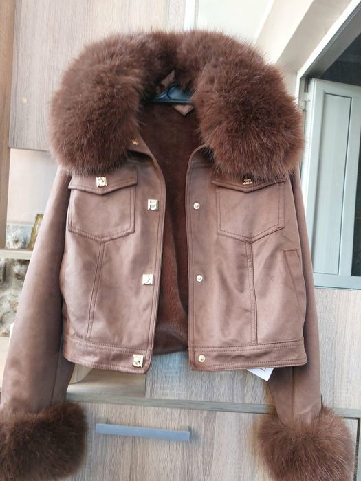 Дамско велурено яке