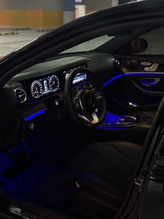 Mercedes Benz W213 E200 4 Matic