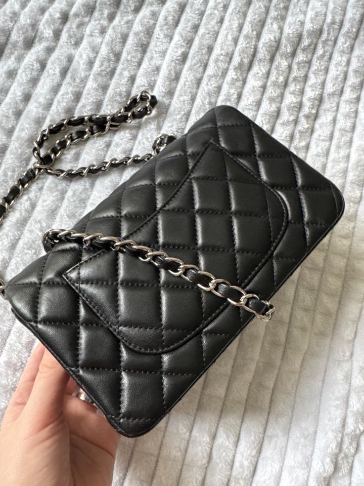 Сумка Chanel Flap mini
