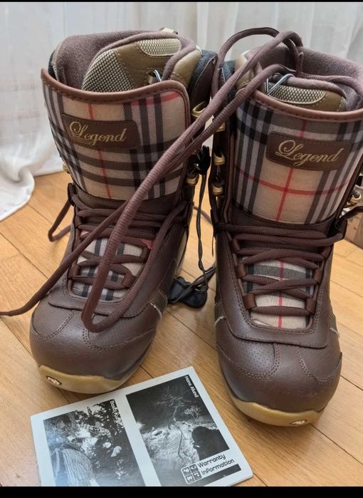 Snowboard boots Northwave marime 40