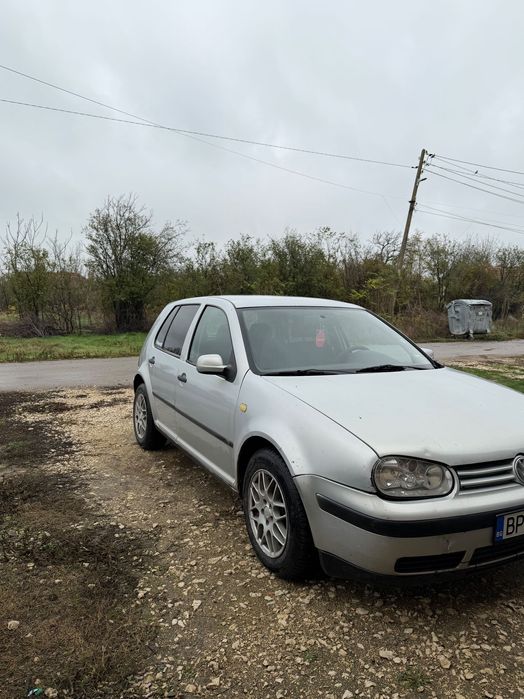 Volkswagen GOLF 4
