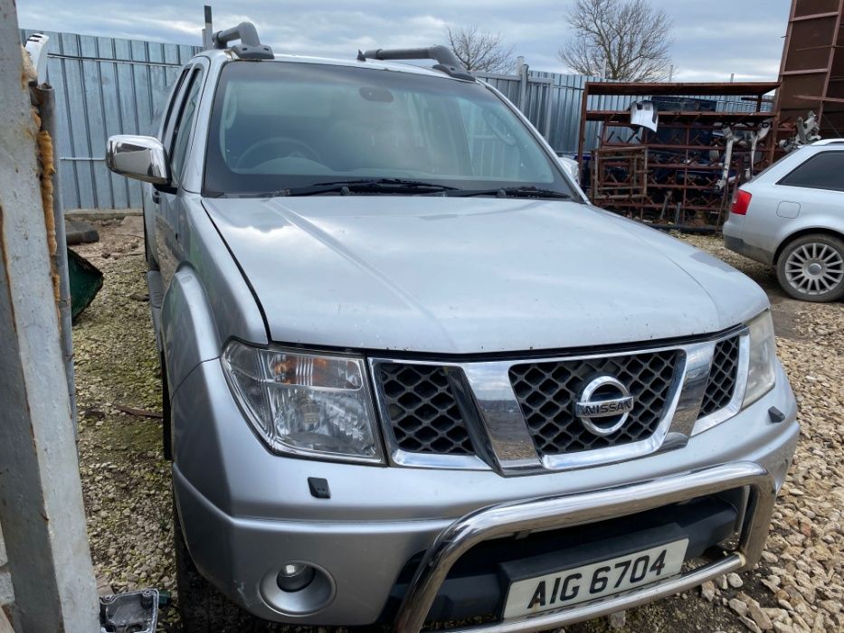 Продавам Нисан Навара 2.5 ДЦИ Nissan Navara 2.5 DCI на части